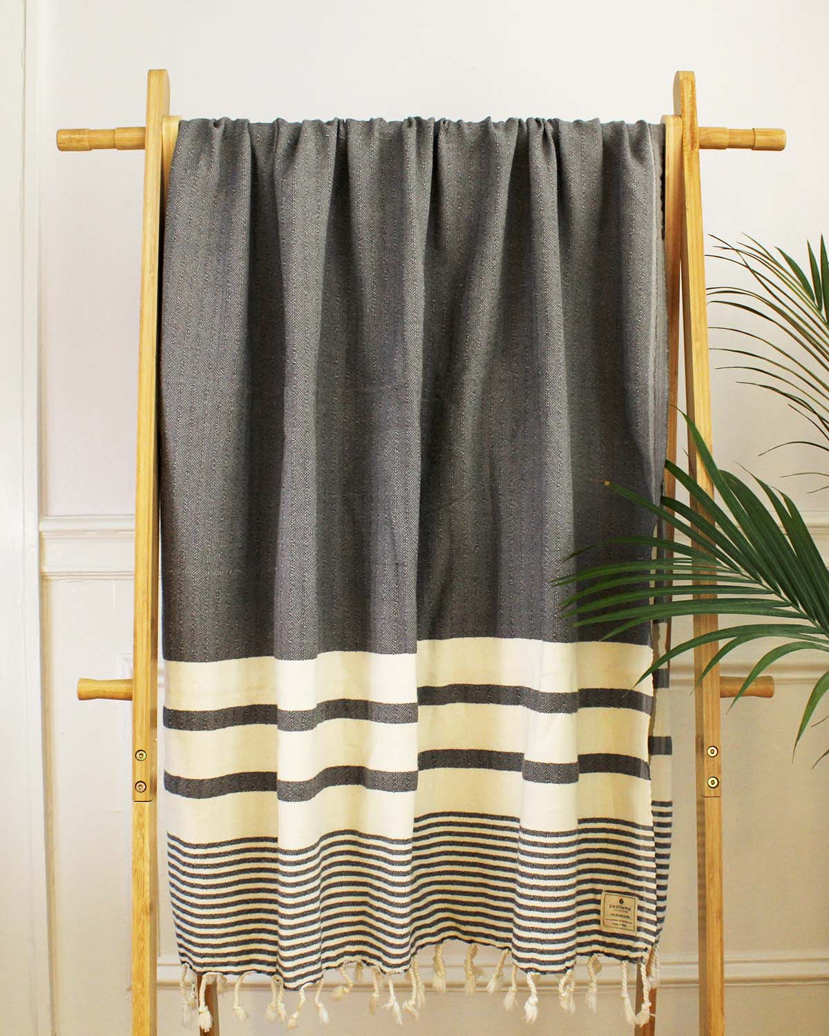 CLASSIC WAVE STRIPE TURKISH TOWEL