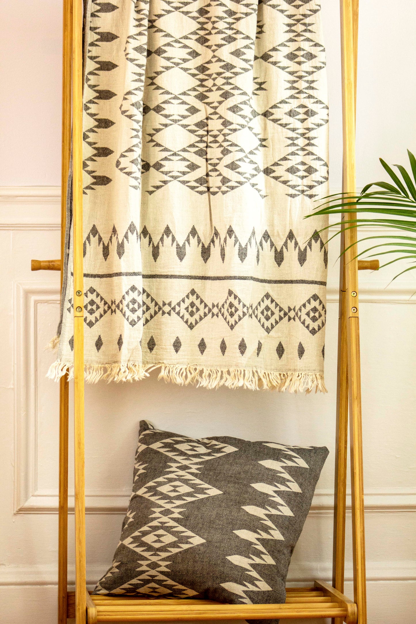 Jacquara Towel - Kilim